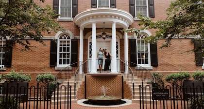 Morrison House Old Town Alexandria, Autograph Collection