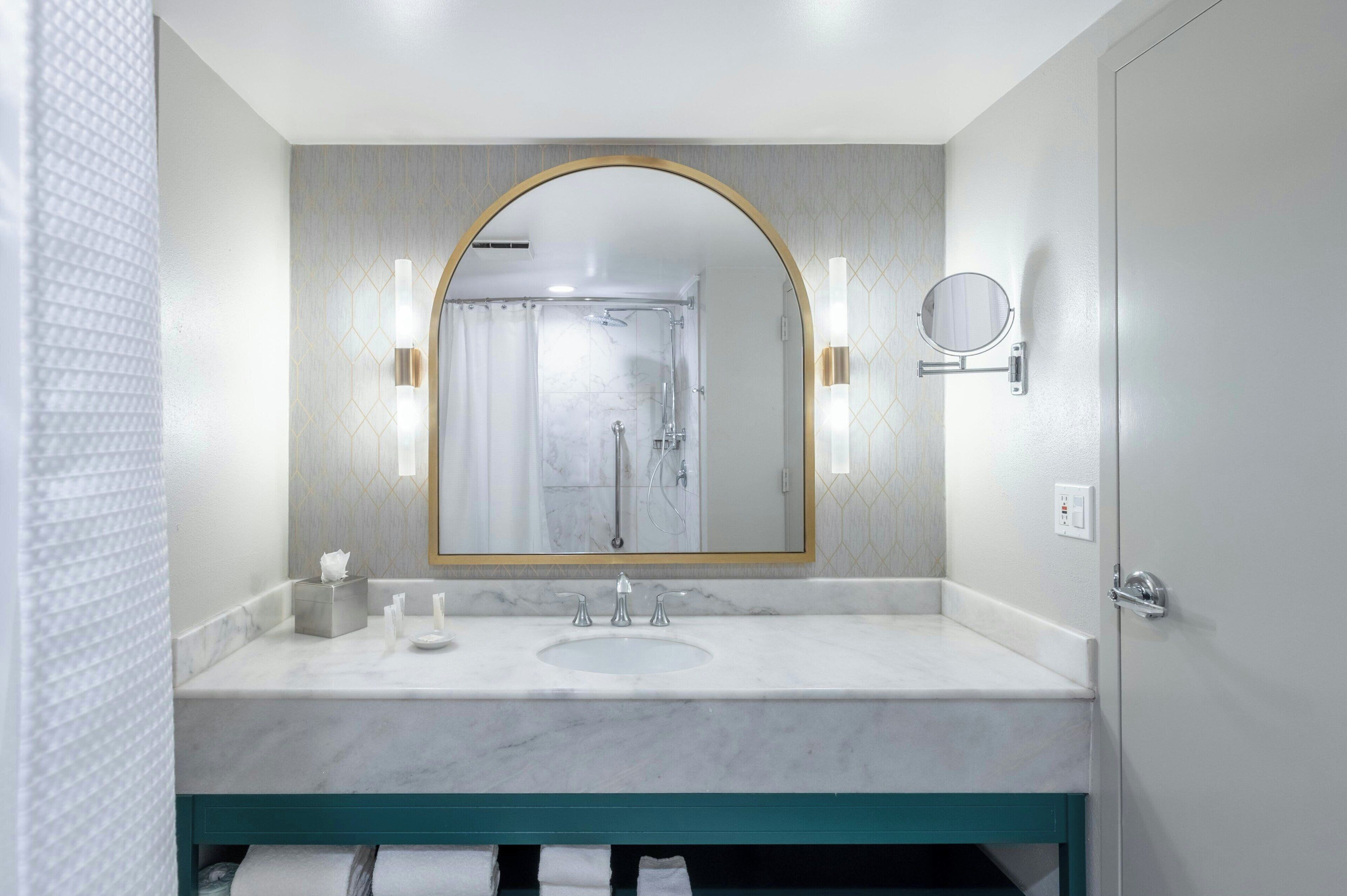 Photo - Castle Hotel, Autograph Collection