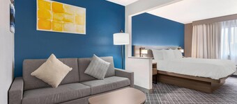 Comfort Inn and Suites Wisconsin Dells Downtown Area Newly Renovated 2026