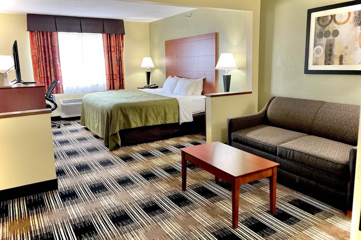 Suite, 1 King Bed with Sofa bed, Non Smoking | Desk, iron/ironing board, free WiFi, bed sheets