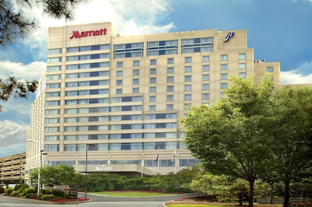 Exterior. Philadelphia Airport Marriott