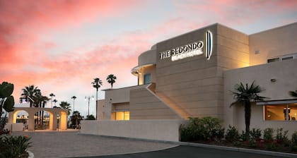 Redondo Beach Hotel, Tapestry Collection by Hilton