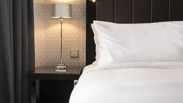 Minibar, in-room safe, desk, soundproofing