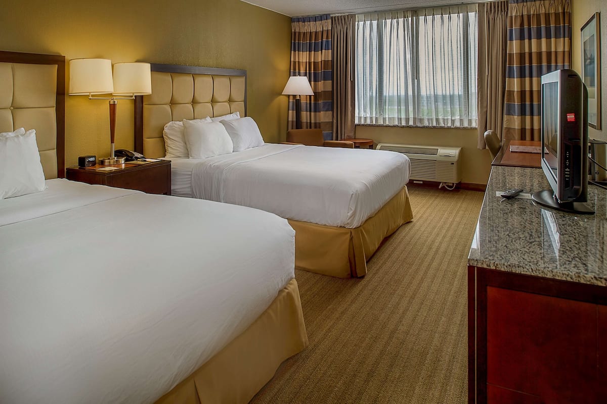 1 bedroom, premium bedding, pillow-top beds, in-room safe