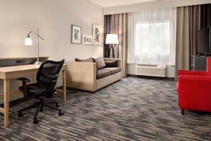 Suite, 1 cama de matrimonio grande, no fumadores (Extended Stay) | Ropa de cama de alta calidad y escritorio