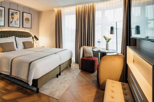 Minibar, in-room safe, blackout drapes, free cribs/infant beds