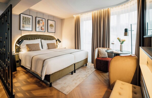 Een minibar, een kluis op de kamer, verduisterende gordijnen