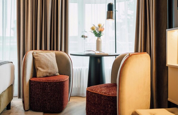 Minibar, in-room safe, desk, blackout drapes