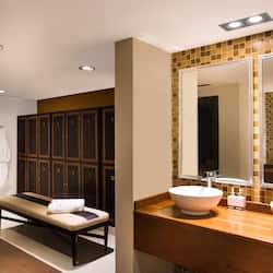 Couples treatment rooms, body treatments, aromatherapy
