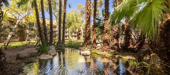 DoubleTree by Hilton Alice Springs