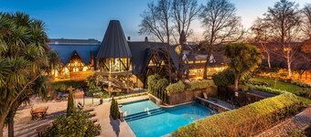 Chateau on the Park - Christchurch, a DoubleTree by Hilton