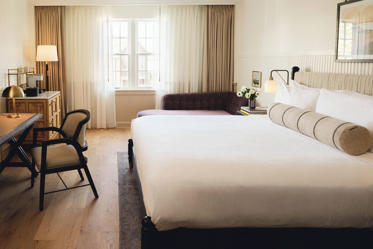Premium bedding, down comforters, pillowtop beds, in-room safe