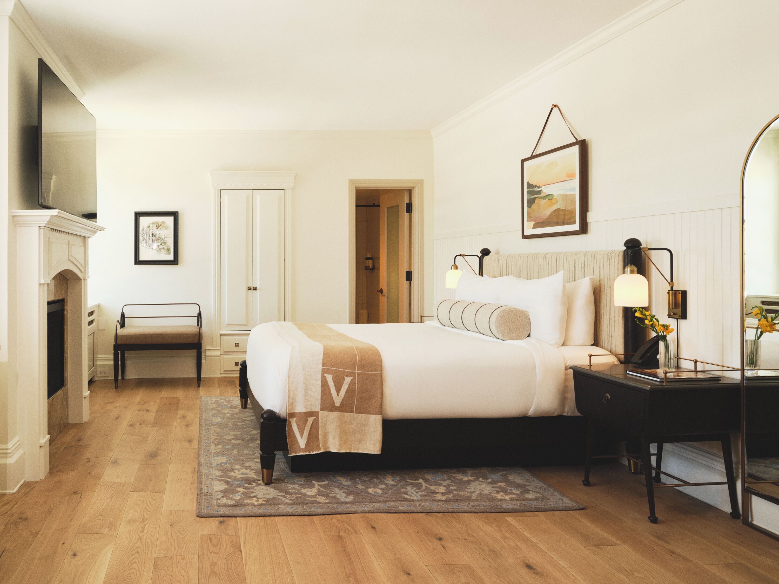 Premium bedding, down comforters, pillowtop beds, in-room safe