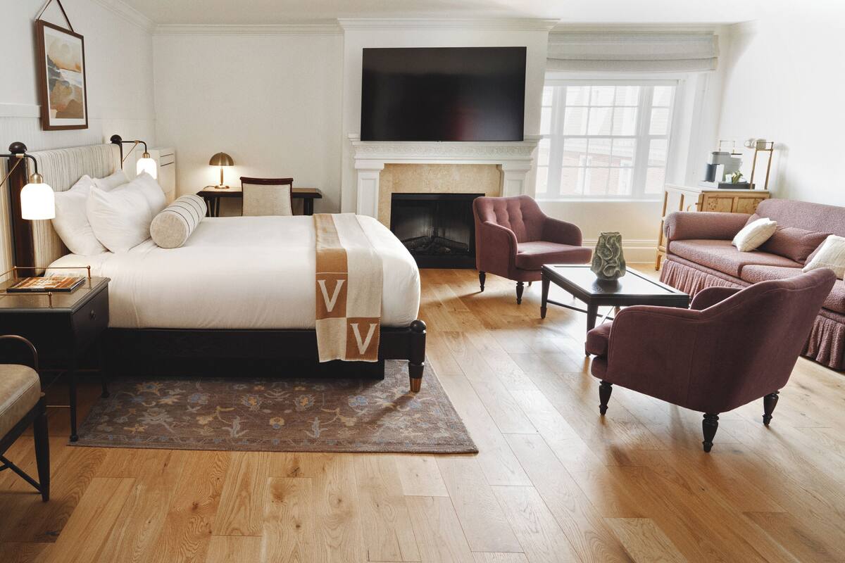 Suite, 2 Bedrooms, Fireplace (Breakers Mansion) | Premium bedding, down comforters, pillowtop beds, in-room safe