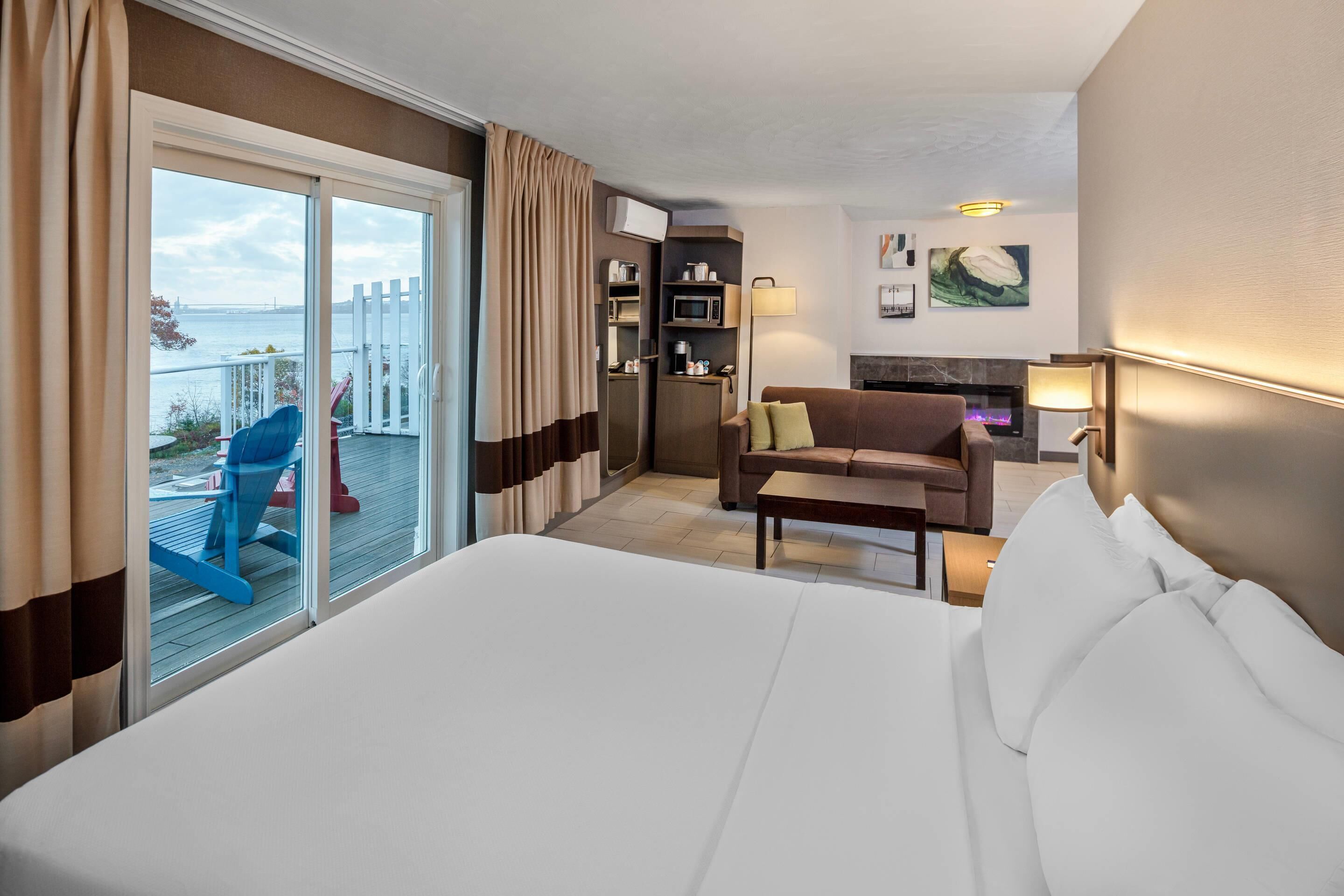 In-room safe, desk, iron/ironing board, free cots/infant beds