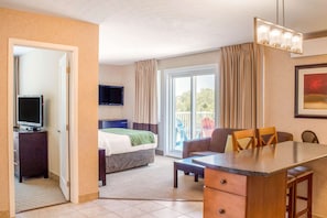 Coffres-forts dans les chambres, bureau, fer et planche à repasser