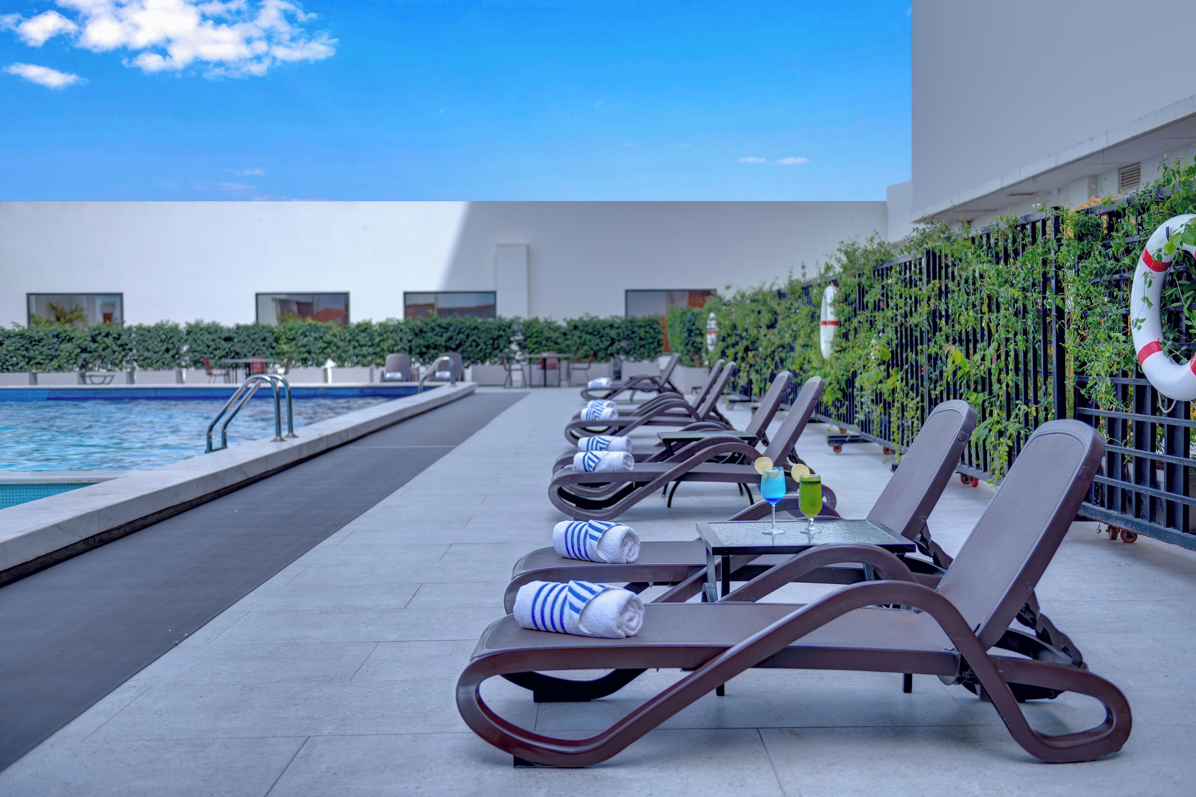 Indoor pool, outdoor pool