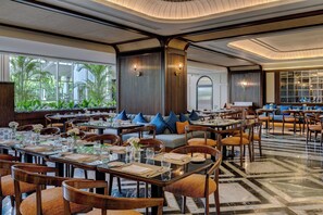Restaurant - Marriott Karachi Hotel (Karachi)