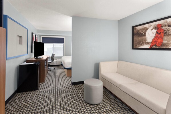 Studio Suite, 1 King Bed, Non Smoking