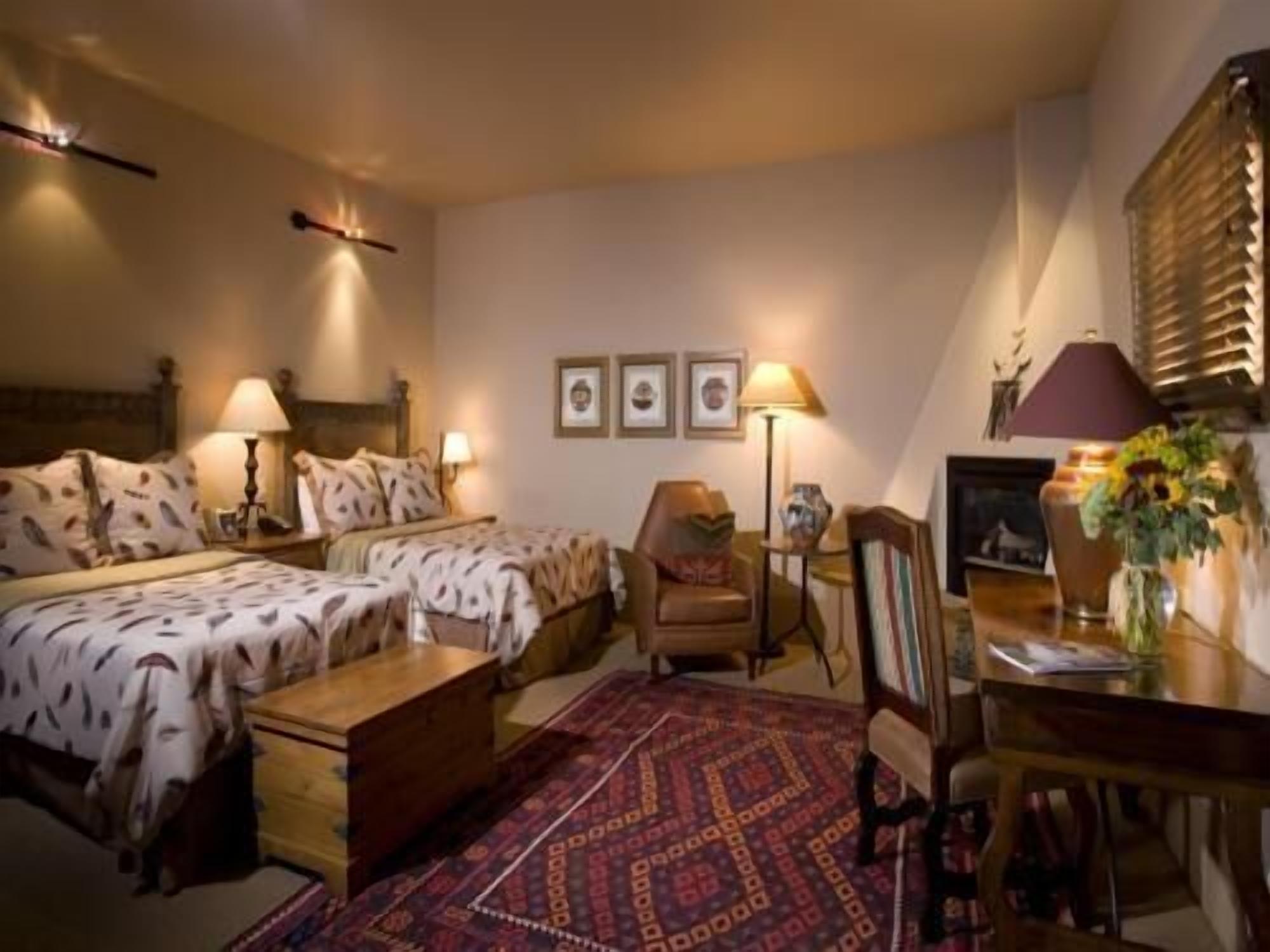 Literie de qualité supérieure, surmatelas, minibar