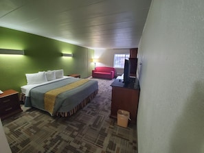Standard Room, 1 King Bed, Non Smoking | Iron/ironing board, free WiFi, bed sheets