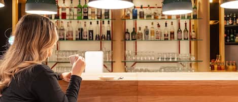 Bar (in der Unterkunft)