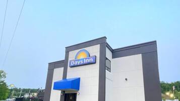 Kiến trúc tòa nhà