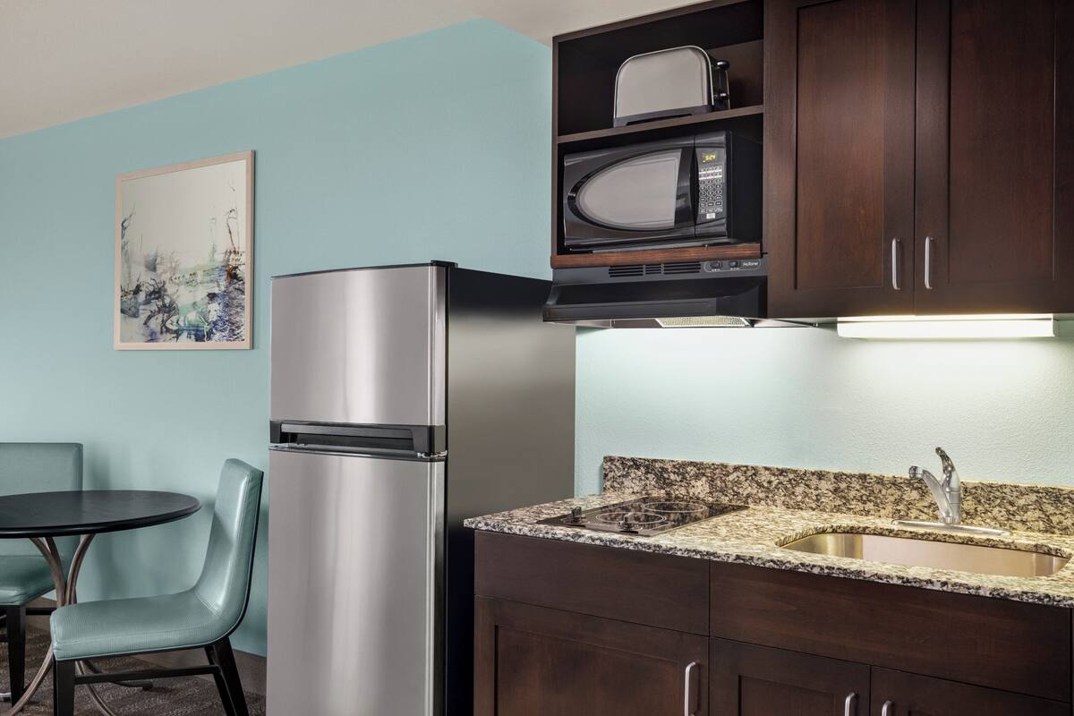 In-room safe, desk, iron/ironing board, rollaway beds