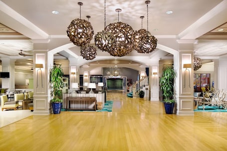 Lobby. Wyndham Lake Buena Vista – Disney Springs® Area