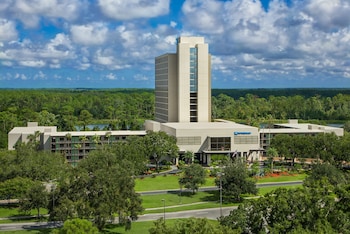 Hotel Exterior at Wyndham Lake Buena Vista Disney Springs® Resort Area