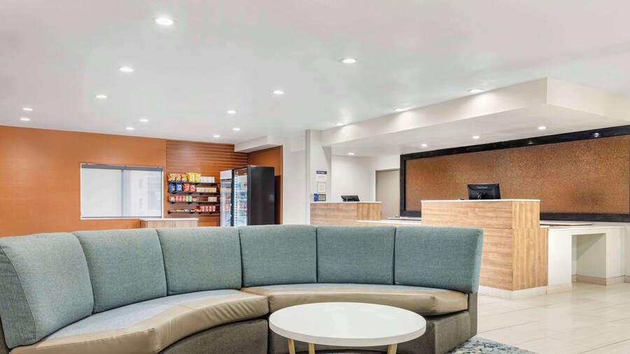 Best Western Carlsbad by the Sea