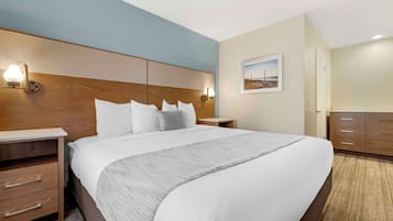 In-room safe, desk, iron/ironing board, free cots/infant beds