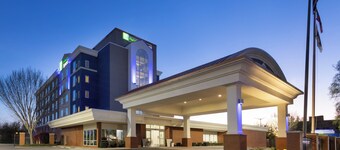 Holiday Inn Express Augusta Downtown by IHG