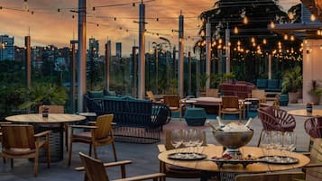 Aperto a colazione, pranzo e cena