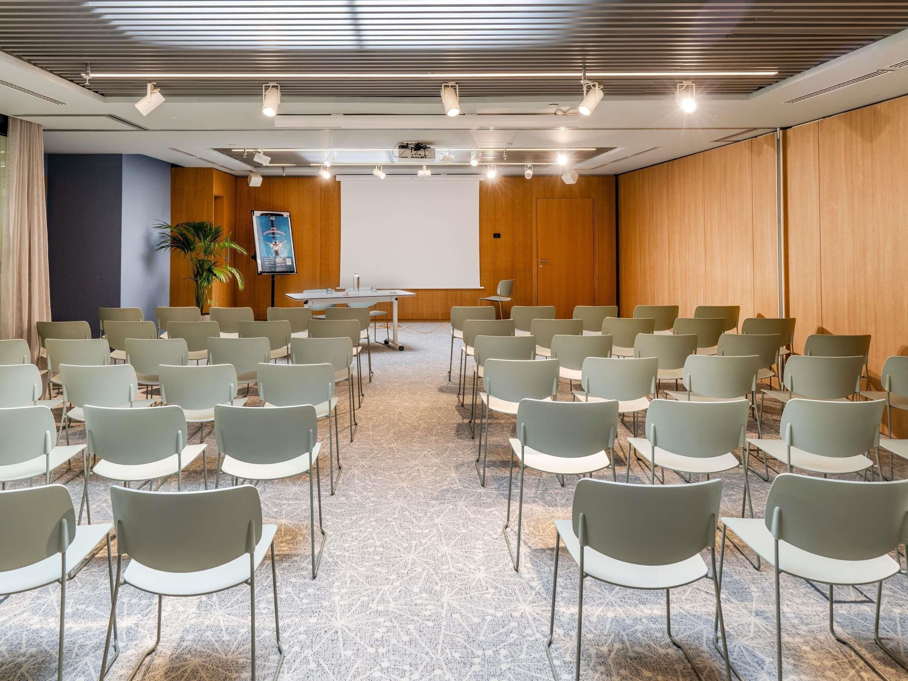 สถานที่จัดงานประชุม