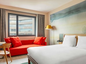 Hypo-allergenic bedding, down duvets, Select Comfort beds, minibar