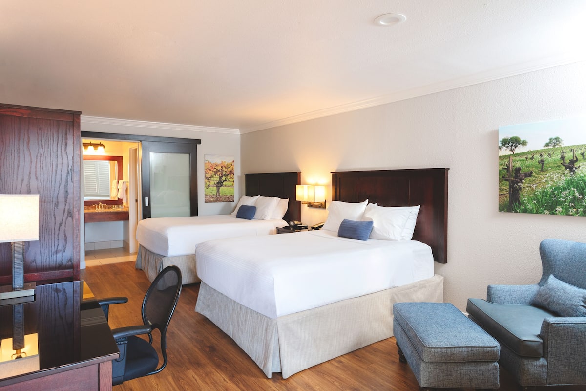 In-room safe, desk, laptop workspace, blackout curtains