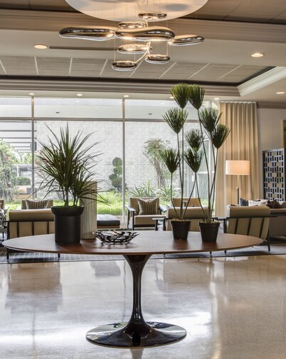 Capitol Skyline Hotel