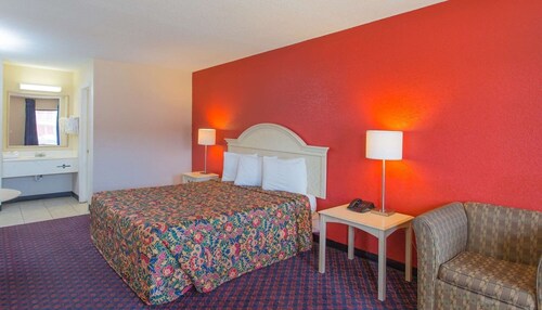 Studios and Suites 4 Less Battlefield Blvd