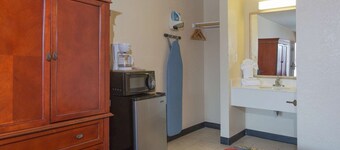 Studios and Suites 4 Less Battlefield Blvd