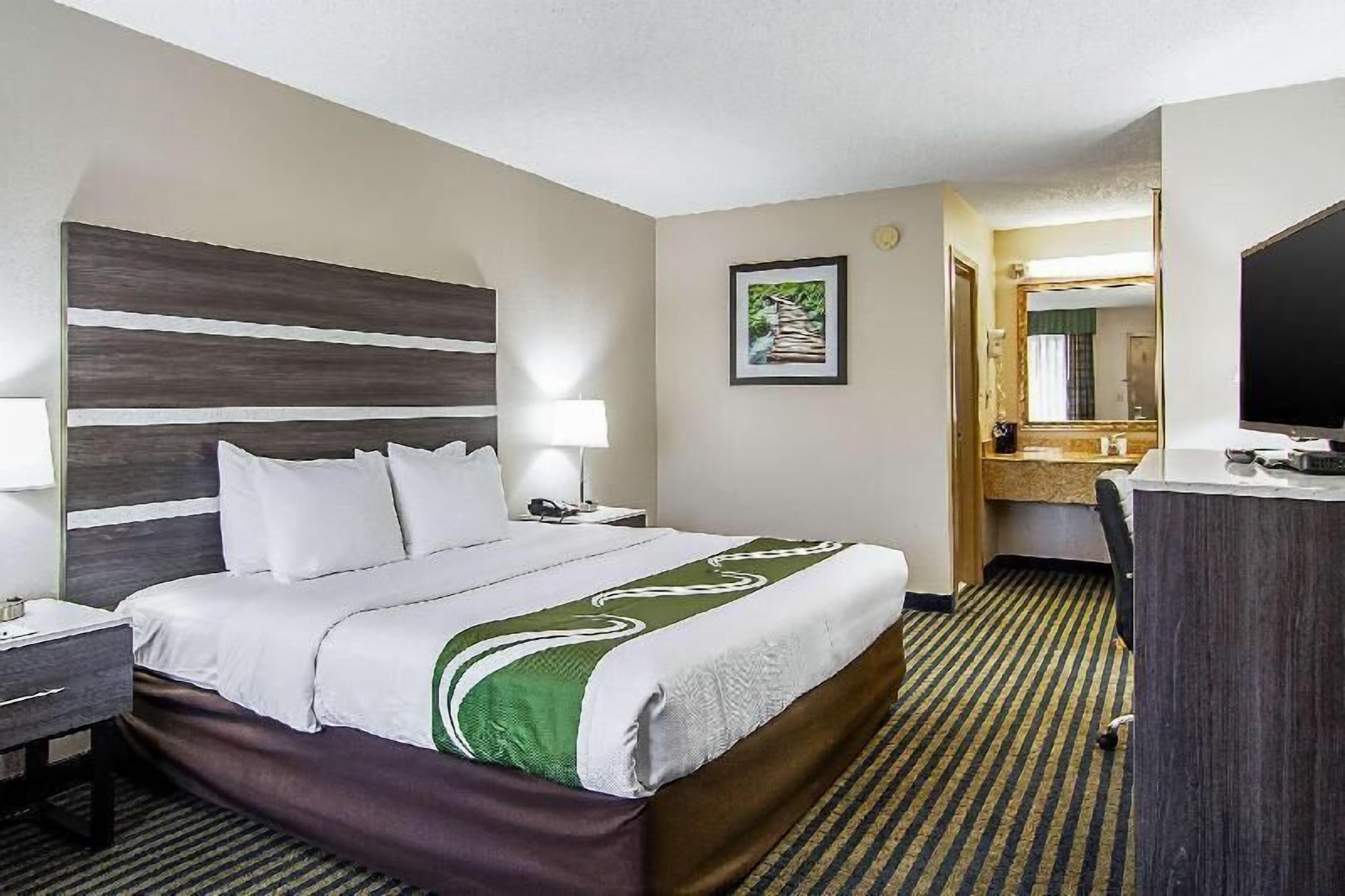 In-room safe, desk, laptop workspace, iron/ironing board
