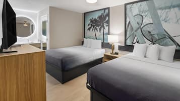 Suite, 1 Bedroom, Non Smoking | In-room safe, desk, iron/ironing board, free cots/infant beds