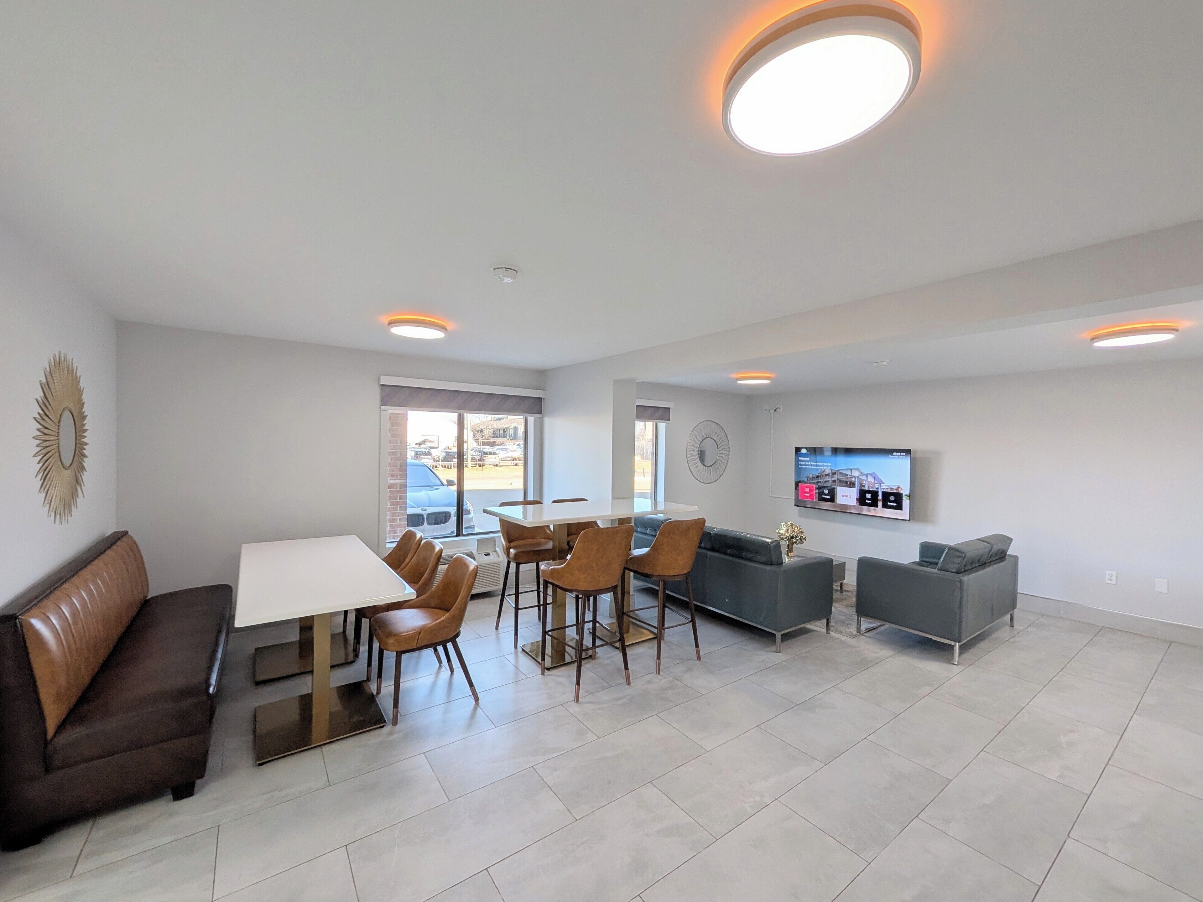 Free daily on-the-go breakfast 