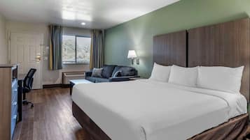 Surmatelas, coffres-forts dans les chambres, bureau, rideaux occultants