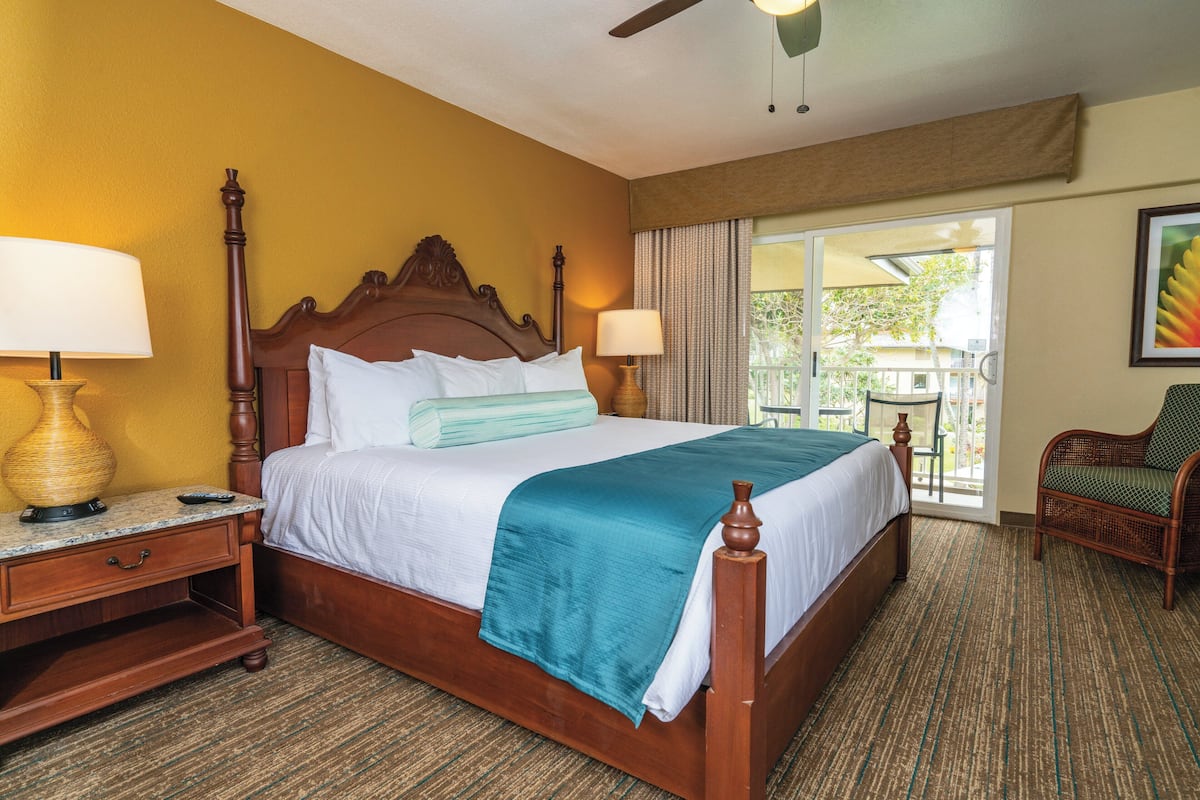 Villa, 1 Bedroom, Garden View | In-room safe, desk, iron/ironing board, free WiFi
