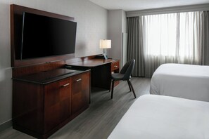 Egyptian cotton sheets, premium bedding, in-room safe, desk - West Des Moines Marriott (West Des Moines)