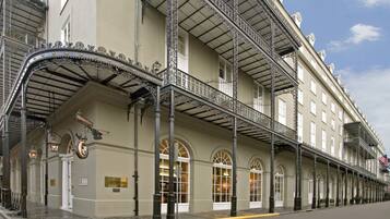 Fachada da propriedade