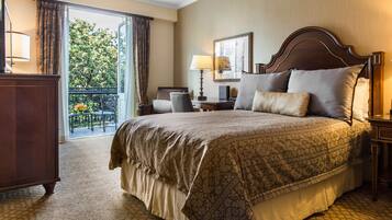 Premium bedding, minibar, in-room safe, desk