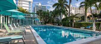 Best Western Plus Oceanside Inn