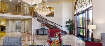 Best Western Plus Newport Mesa Inn